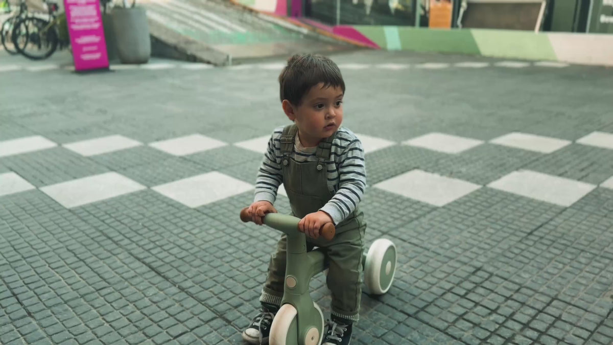 Cargar video: 